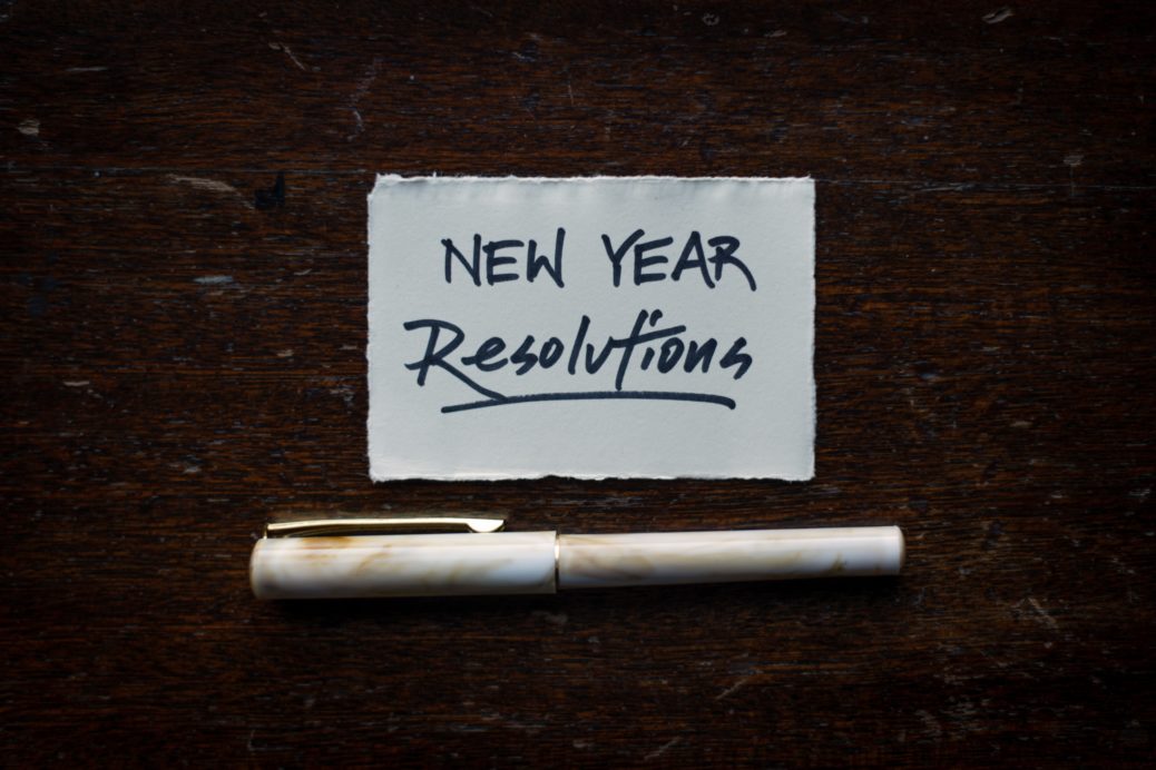 How to Make Smart and Realistic New Year Resolutions